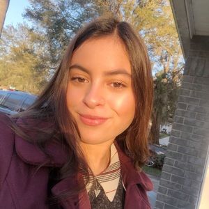 Meet your Posher, Isabella